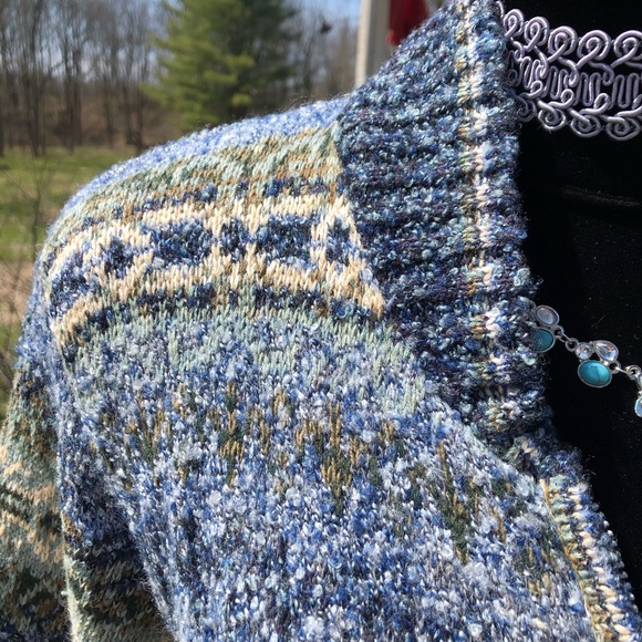 St. John’s Bay Sweater, Size Small - Picture 4 of 8